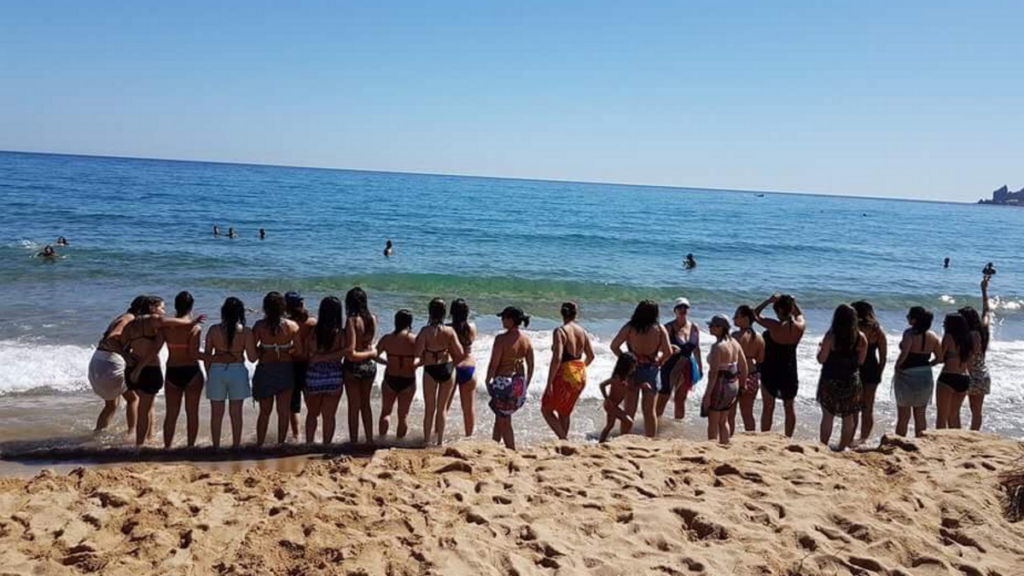 Annaba: Des femmes organisent une "baignade républicaine"